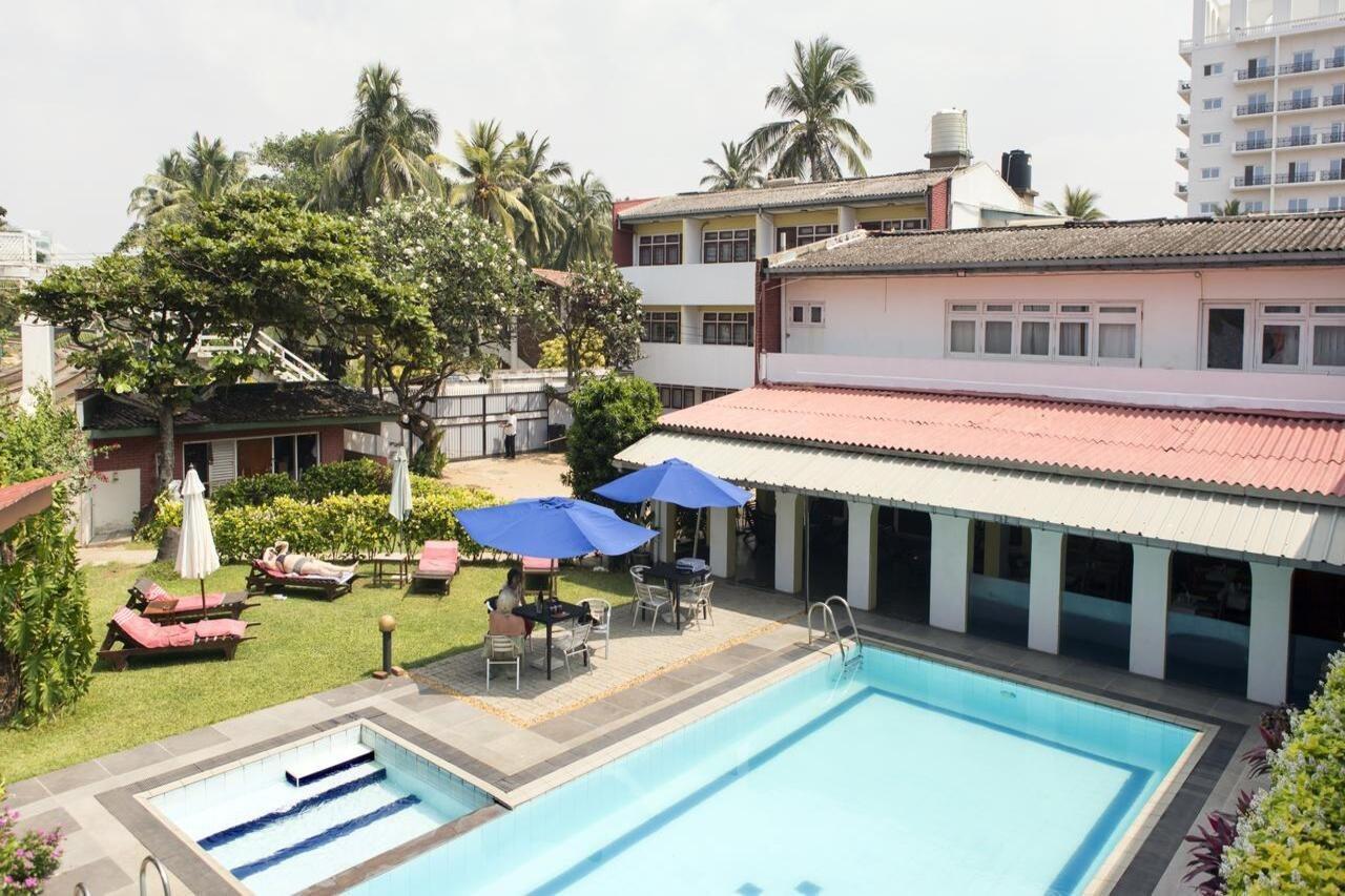 Ranveli Beach Resort Dehiwala-Mount Lavinia Exterior photo
